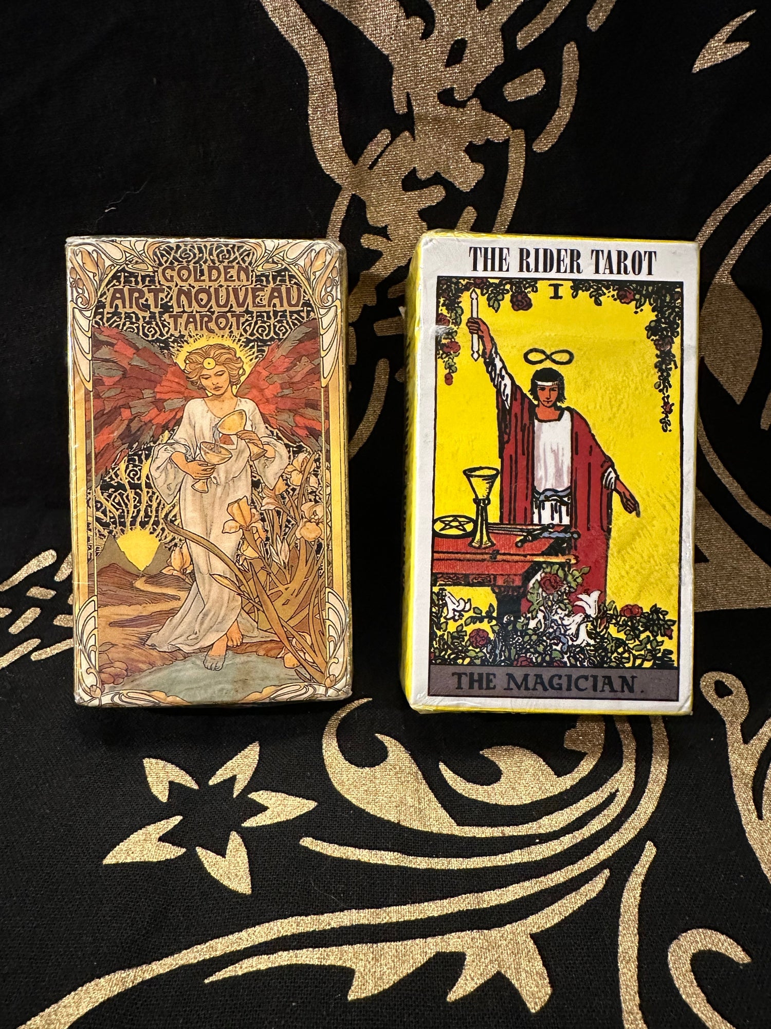 Oracle and Tarot Cards