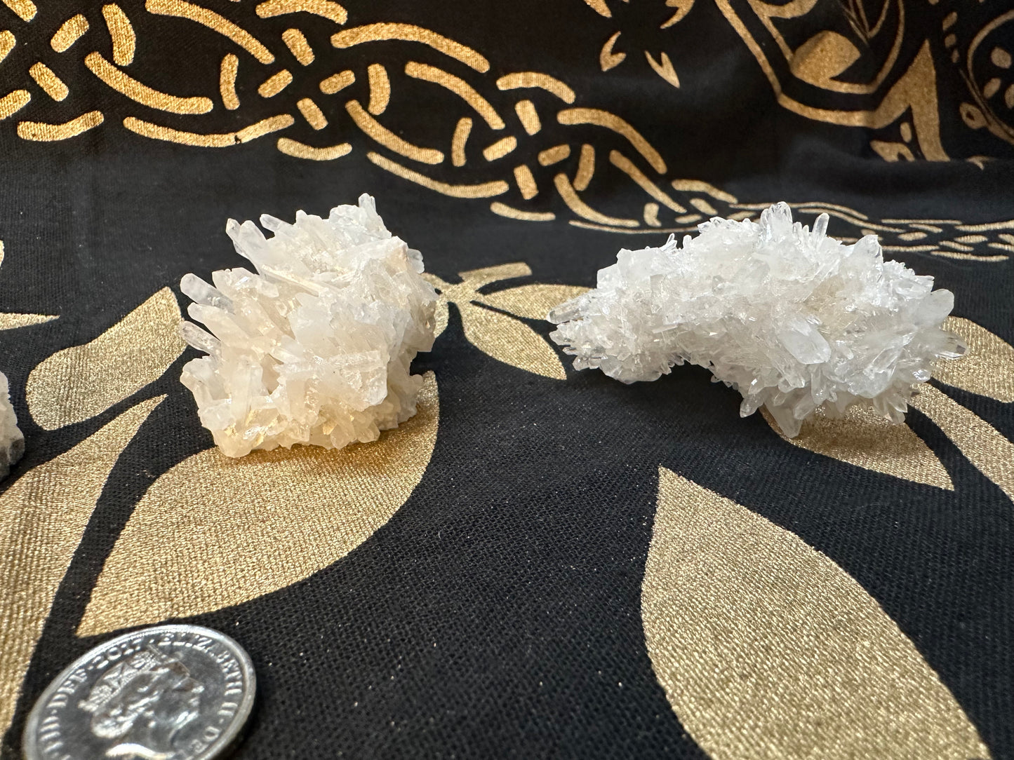 Crystal - Natural Geode and Quartz Clusters